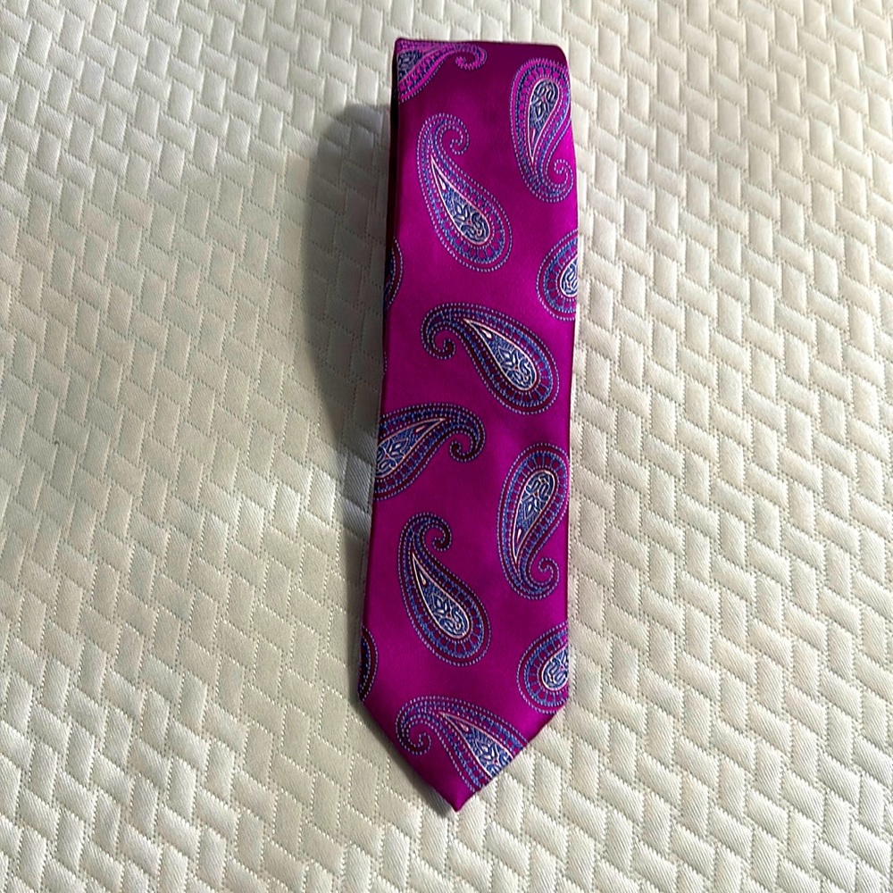 Michael Kors 100% Silk Necktie